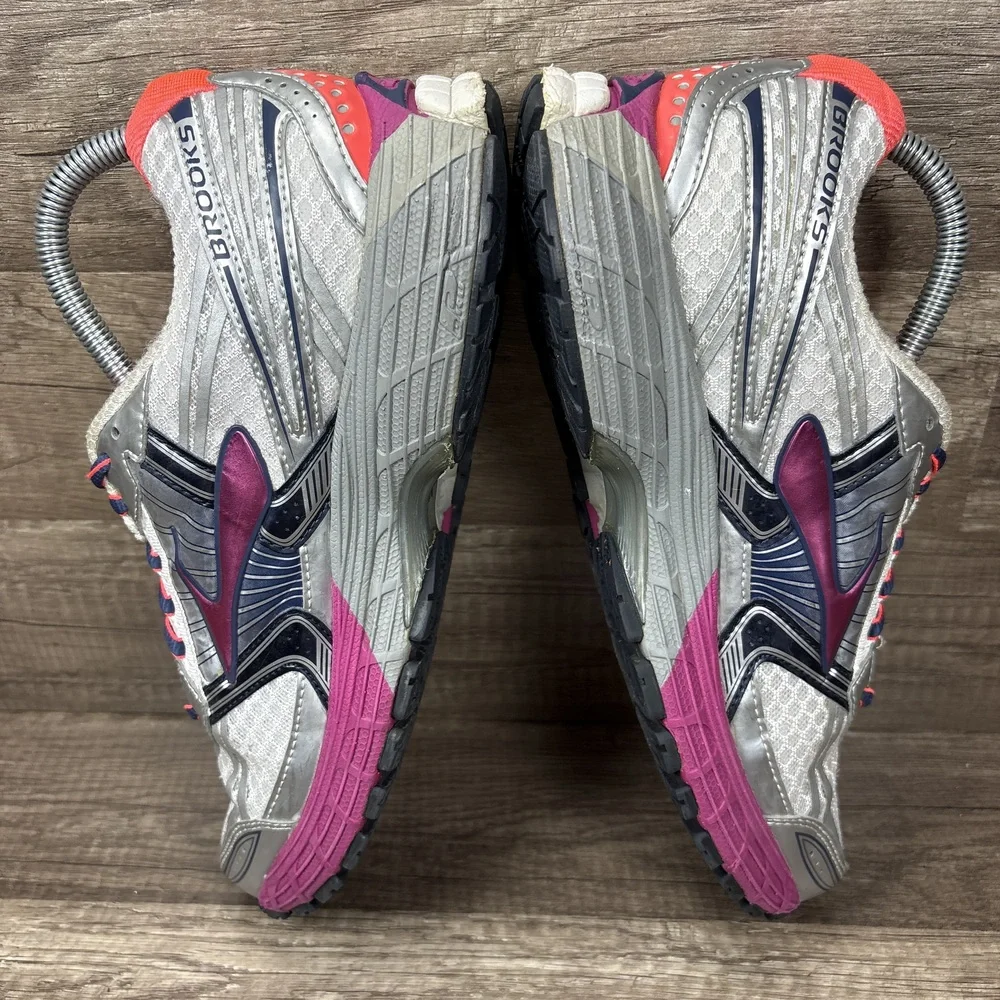 Brooks Adrenaline GTS 14 Silver Purple Womens Size 10 1201511B581 Running Shoes